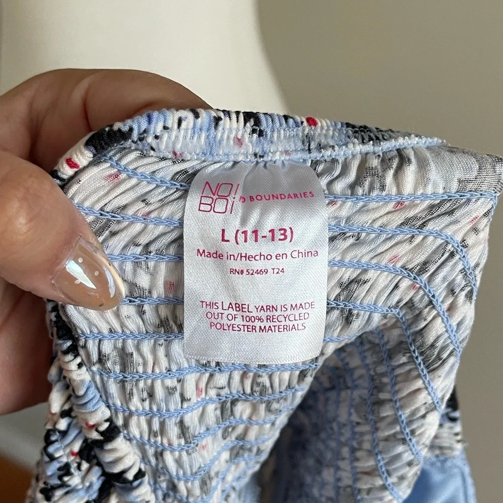 Floral Halter Top with Blue Lace Size L - Picture 6 of 6